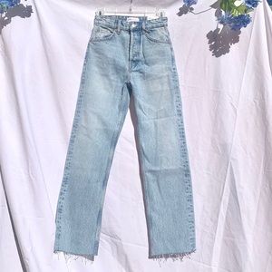 Zara light wash denim size 00